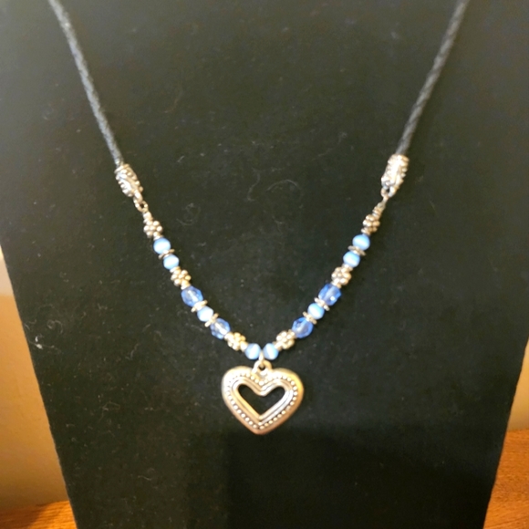 Cookie Lee Genuine Cat Eye Heart Necklace - Picture 5 of 6